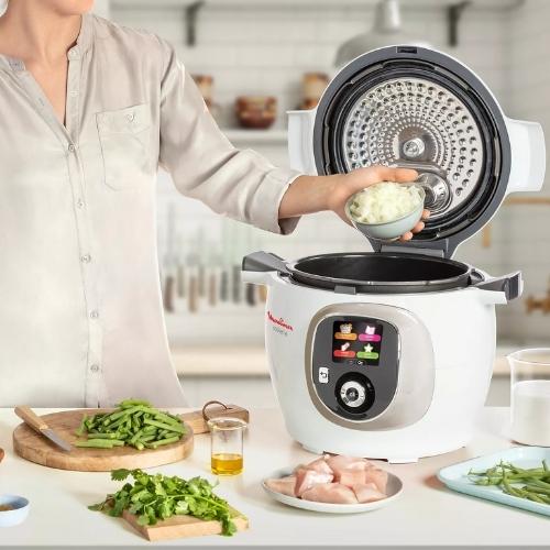 COOKEO+ MULTICUISEUR INTELLIGENT 6 PROGRAMMES 180 RECETTES 6L BLANC Moulinex | CE85BA1